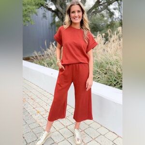 She + Sky: Short Sleeve Quilted Top Size Small (Boutique)